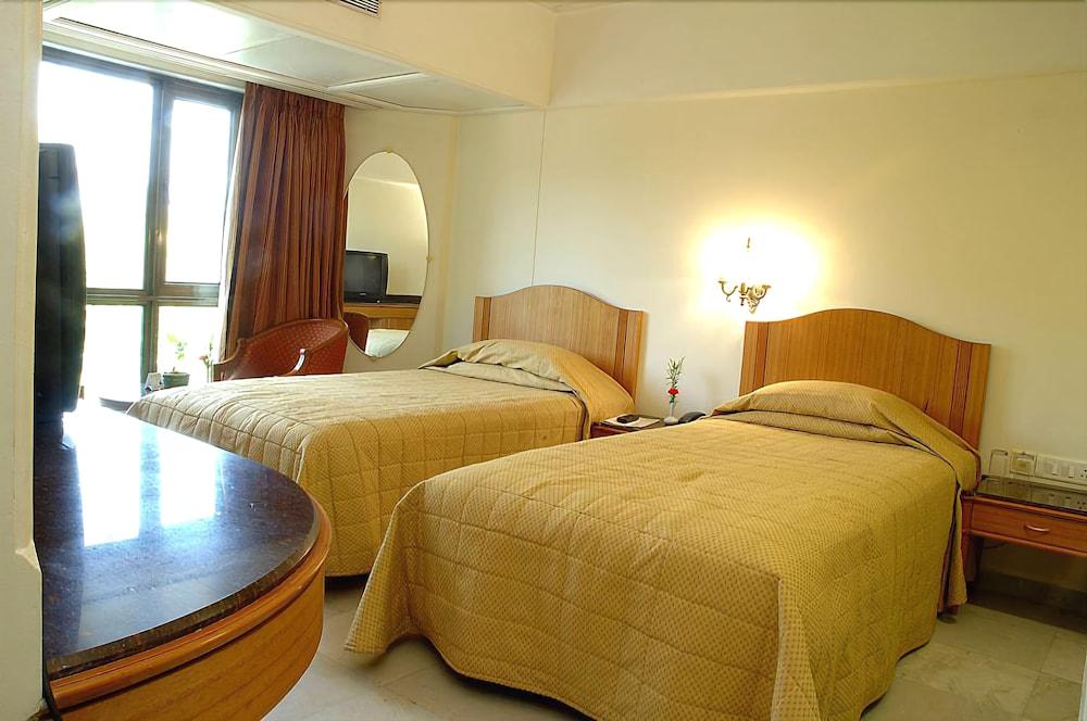 Ramee Guesline Hotel, Dadar Mumbai Ngoại thất bức ảnh