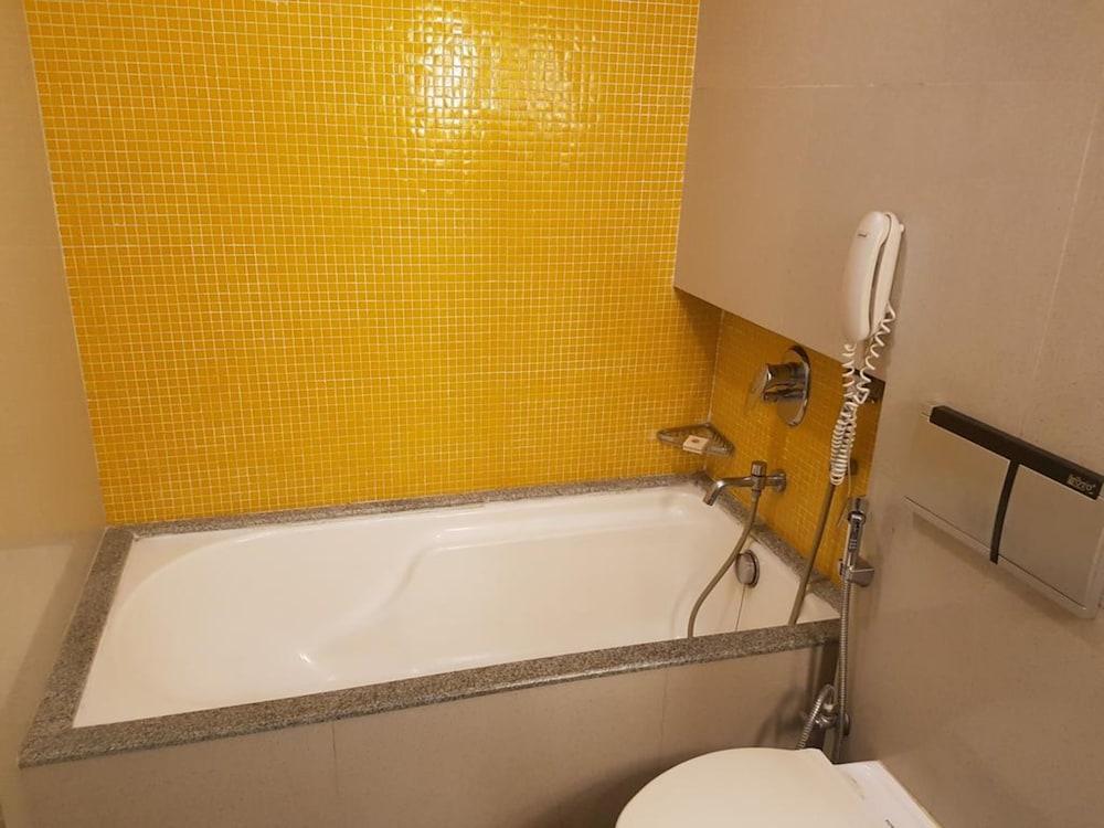 Ramee Guesline Hotel, Dadar Mumbai Ngoại thất bức ảnh