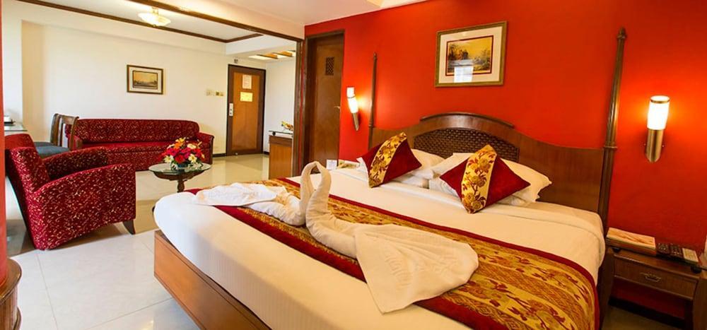Ramee Guesline Hotel, Dadar Mumbai Ngoại thất bức ảnh